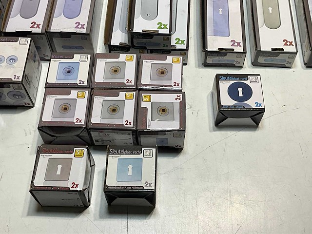 Impresso partij divers deurbeslag (66x) - afbeelding 8 van  17