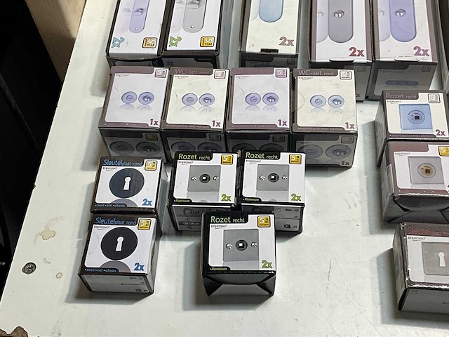 Impresso partij divers deurbeslag (66x) - afbeelding 9 van  17