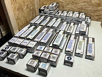 Impresso partij divers deurbeslag (66x) - afbeelding 1 van  17