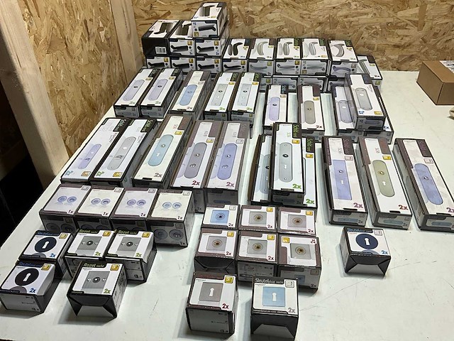 Impresso partij divers deurbeslag (66x) - afbeelding 10 van  17