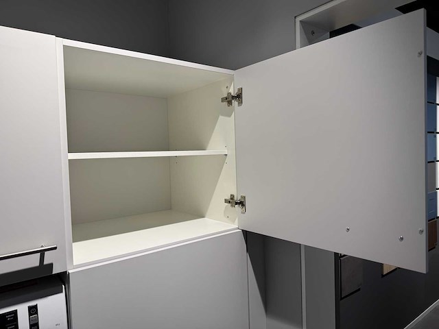 Impuls - bijkeuken met bauknecht wasmachine - afbeelding 5 van  19