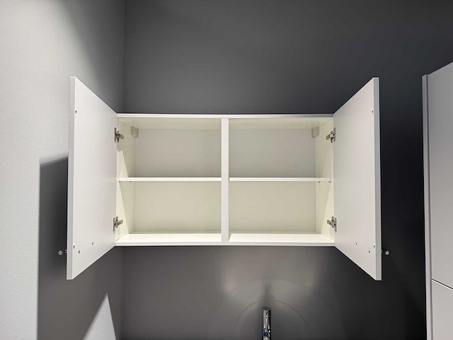 Impuls - bijkeuken met bauknecht wasmachine - afbeelding 14 van  19