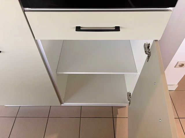 Impuls - showroomkeuken met inventum apparatuur - afbeelding 8 van  20