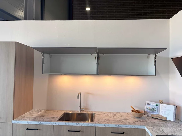 Impuls - showroomkeuken met inventum apparatuur - afbeelding 4 van  23