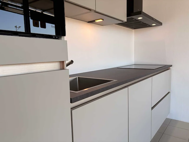 Impuls - showroomkeuken met inventum apparatuur - afbeelding 16 van  17