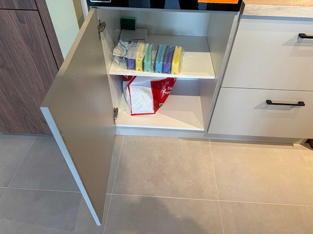 Impuls - showroomkeuken - afbeelding 5 van  9