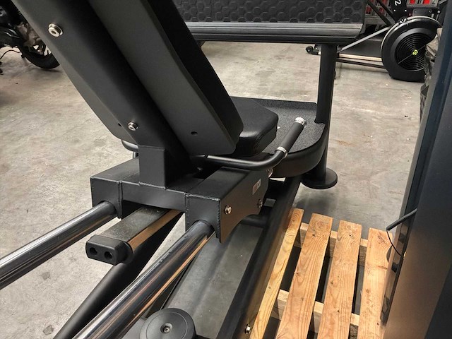 Impulse it-9510 leg press - afbeelding 5 van  6