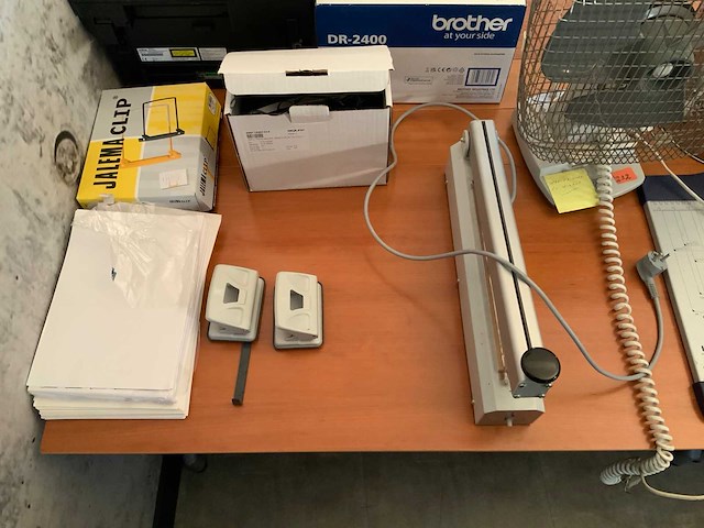 Impulssealer, snijmachine en diverse artikelen - afbeelding 3 van  3