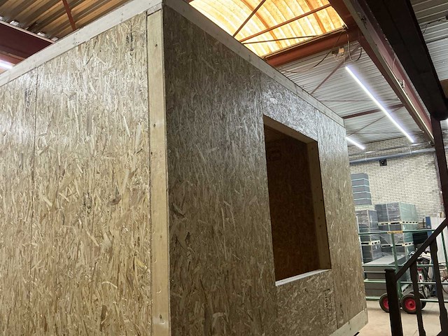 Imsip verplaatsbare mantelzorgwoning (casco/ruwbouw) op stalen onderframe met wielen – sip panelen – luchtdicht - afbeelding 31 van  32