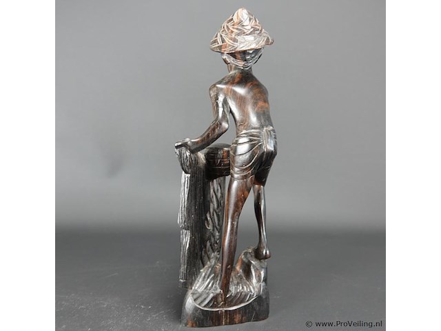 In coromandelhout gesneden indische visserman - afbeelding 3 van  5