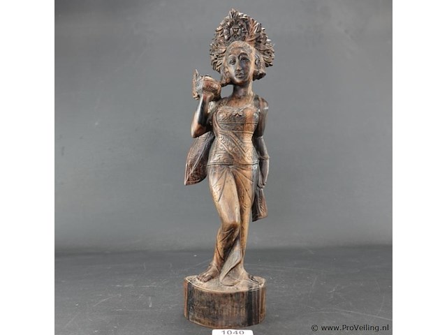 In coromandelhout gesneden indische vrouw - afbeelding 1 van  5