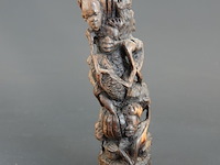 In ebbenhout gesneden makonde/ ujamaa 'tree of life' (levensboom) - afbeelding 3 van  5