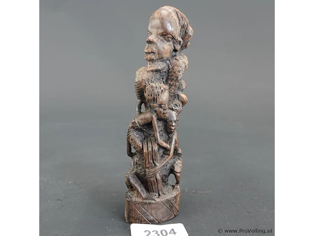 In ebbenhout gesneden makonde/ ujamaa 'tree of life' (levensboom) - afbeelding 1 van  5