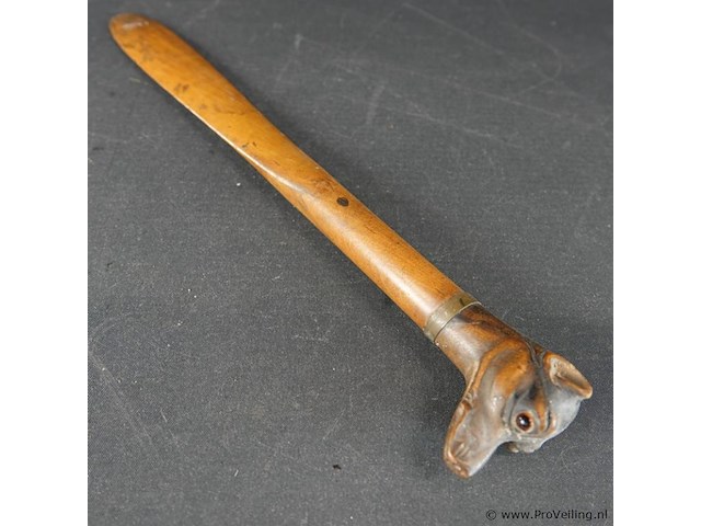 In fraai detail in hout gesneden briefopener - afbeelding 2 van  5