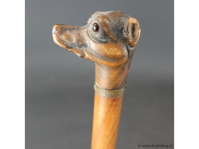 In fraai detail in hout gesneden briefopener - afbeelding 4 van  5