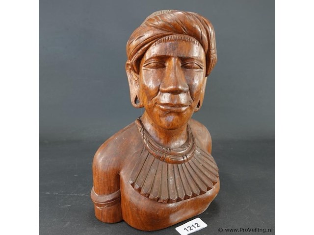In hardhout gesneden buste - afbeelding 1 van  5