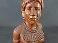 In hardhout gesneden buste - afbeelding 1 van  5