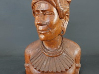 In hardhout gesneden buste - afbeelding 2 van  5