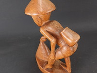 In hardhout gesneden indische figuur - afbeelding 4 van  5