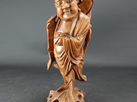 In hardhout gesneden oosterse wijze man - afbeelding 1 van  5