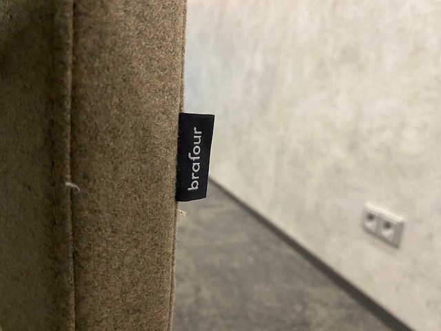 In hoogte instelbaar bureau 160x80 beige zwart - afbeelding 3 van  12