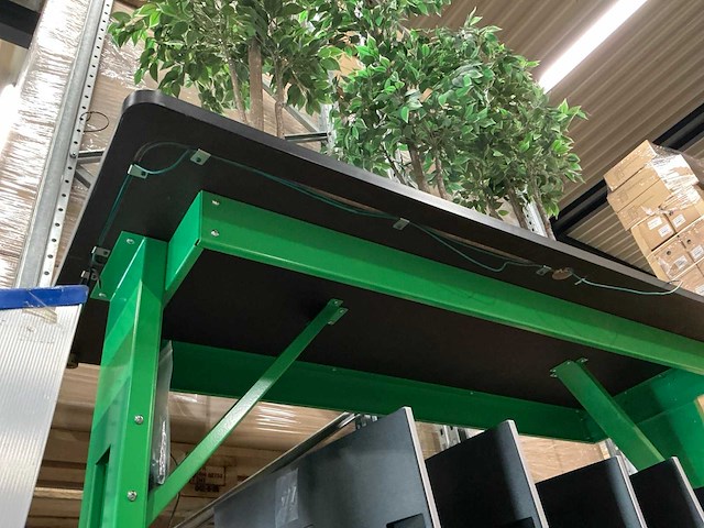 In hoogte verstelbare werktafels l183xb76cm (3x) - afbeelding 3 van  5
