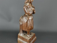 In hout gesneden figuur - afbeelding 4 van  5