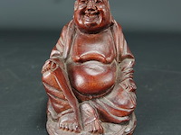 In hout gesneden happy boeddha - afbeelding 1 van  5