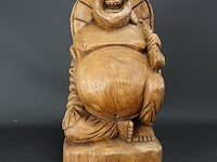In hout gesneden happy boeddha - afbeelding 2 van  5