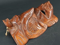 In hout gesneden masker - afbeelding 4 van  5