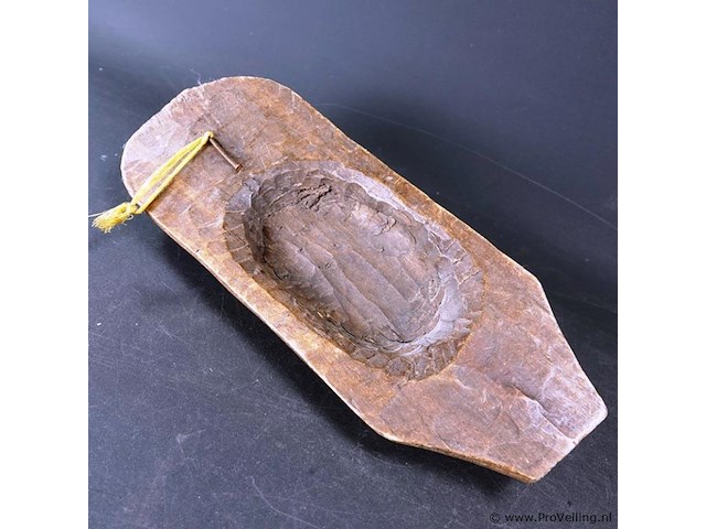 In hout gesneden masker - afbeelding 5 van  5