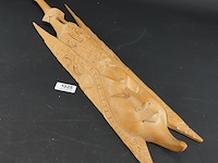 In hout handgesneden indische figuur - afbeelding 1 van  5