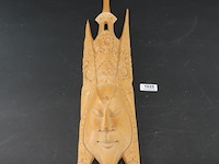 In hout handgesneden indische figuur - afbeelding 2 van  5