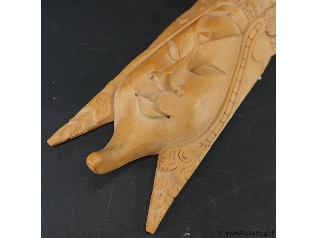 In hout handgesneden indische figuur - afbeelding 3 van  5