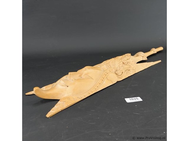 In hout handgesneden indische figuur - afbeelding 4 van  5