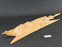 In hout handgesneden indische figuur - afbeelding 4 van  5