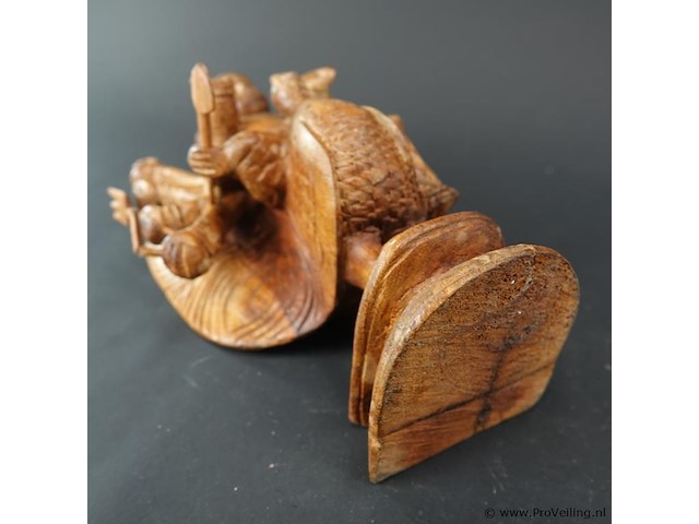 In hout meerarmige godheid of bodhisattvamet duizend handen - afbeelding 5 van  5