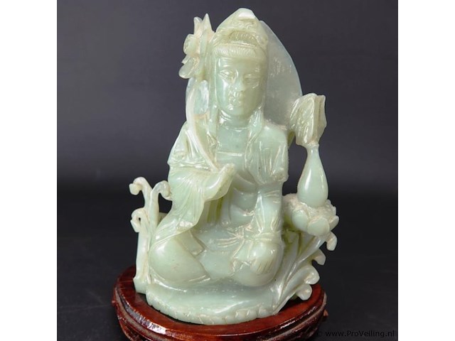 In jade gesneden quan yin - afbeelding 2 van  5