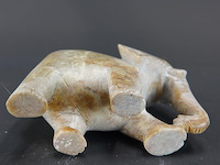 In steen gesneden olifant - afbeelding 5 van  5