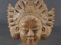 In teakhout gesneden buste van een indische dame - afbeelding 2 van  5