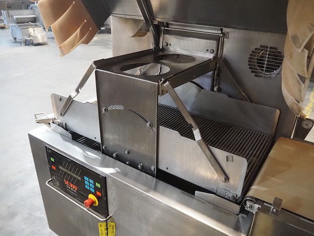 Inauen maschinen ag - afbeelding 8 van  11