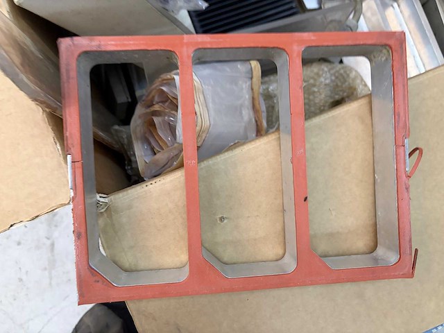 Inauen vc999 - rs compact - dieptrekverpakkingsmachine - afbeelding 1 van  12