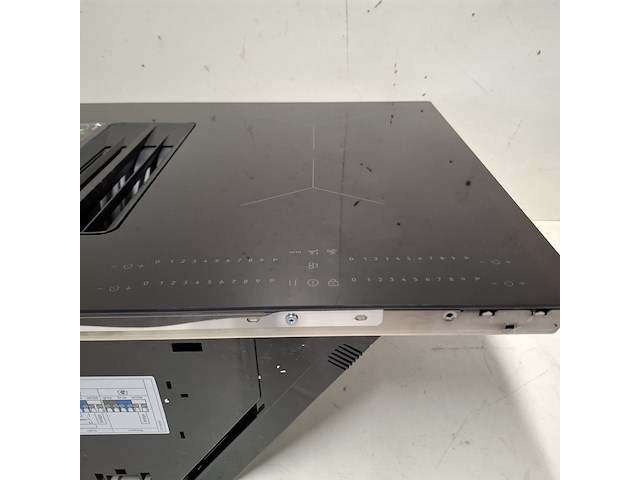 Inbouw inductie kookplaat met afzuiging aeg, och84b03xb, 2025 - afbeelding 10 van  16