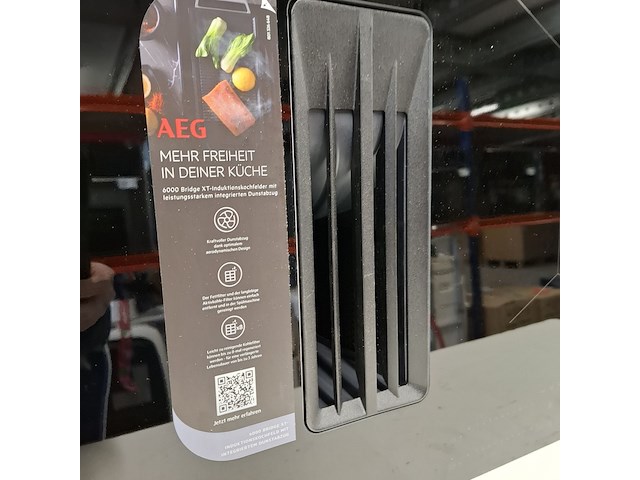 Inbouw inductie kookplaat met afzuiging aeg, och84b03xb, 2025 - afbeelding 12 van  16