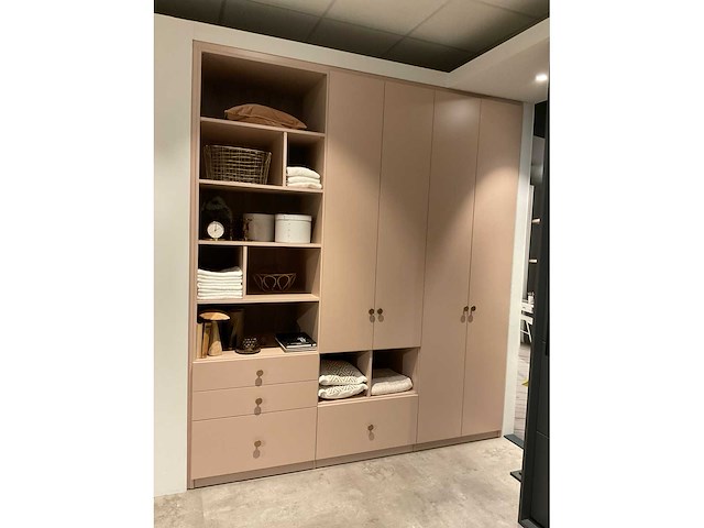Inbouw kledingkast - afbeelding 3 van  10
