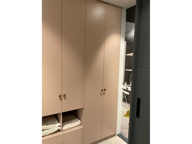 Inbouw kledingkast - afbeelding 4 van  10