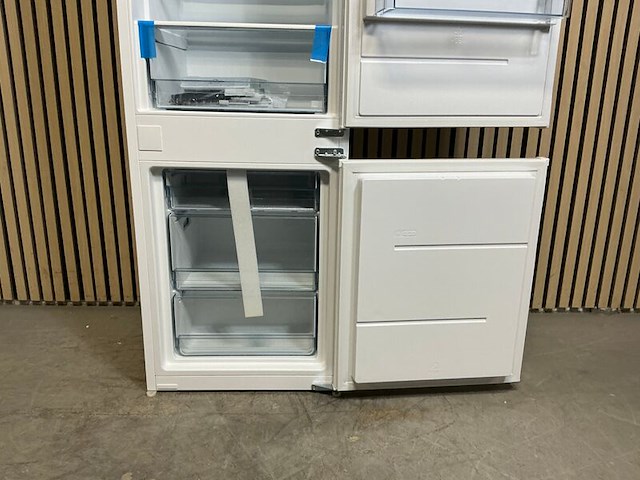 Inbouw koel-vriescombinatie atag, ks14178d - afbeelding 5 van  8