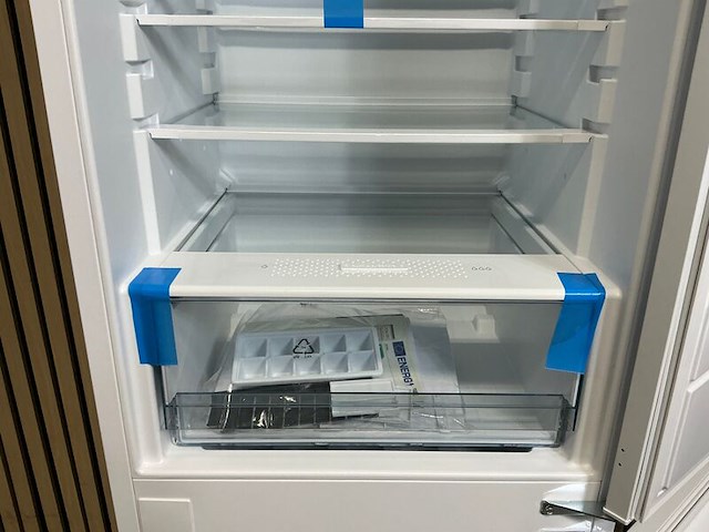 Inbouw koel-vriescombinatie atag, ks14178d - afbeelding 6 van  8