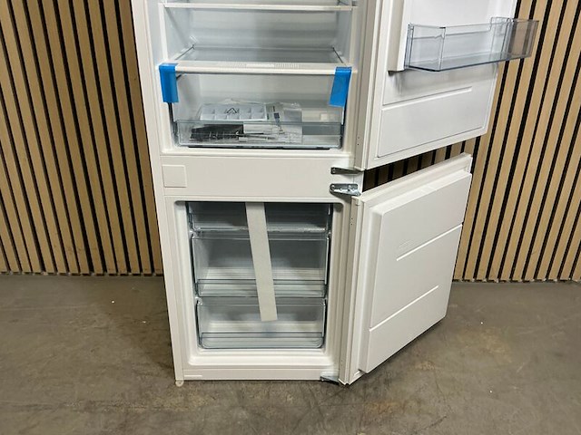 Inbouw koel-vriescombinatie atag, ks14178d - afbeelding 8 van  8