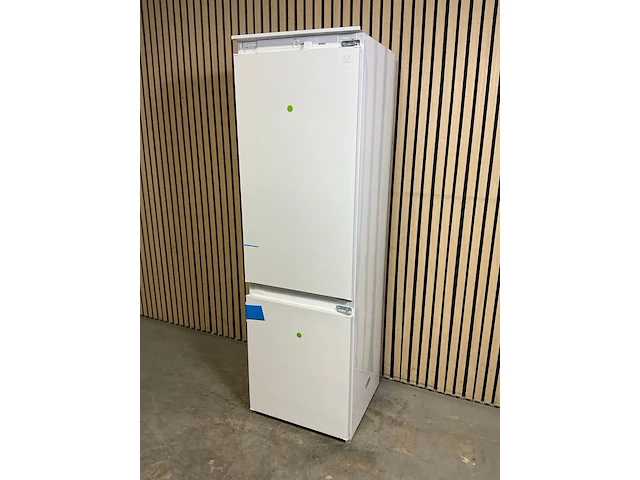 Inbouw koel-vriescombinatie atag, ks14178d - afbeelding 2 van  5